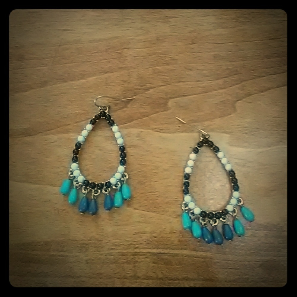 Super cute statement earings